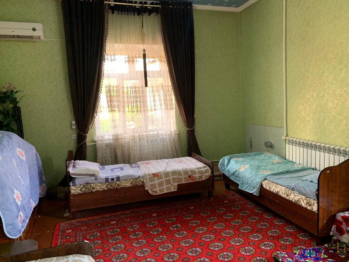 Muharram Homestay In The Neighborhood Of The Registan Square, 家族 ゲストハウス Samarkand Exterior photo