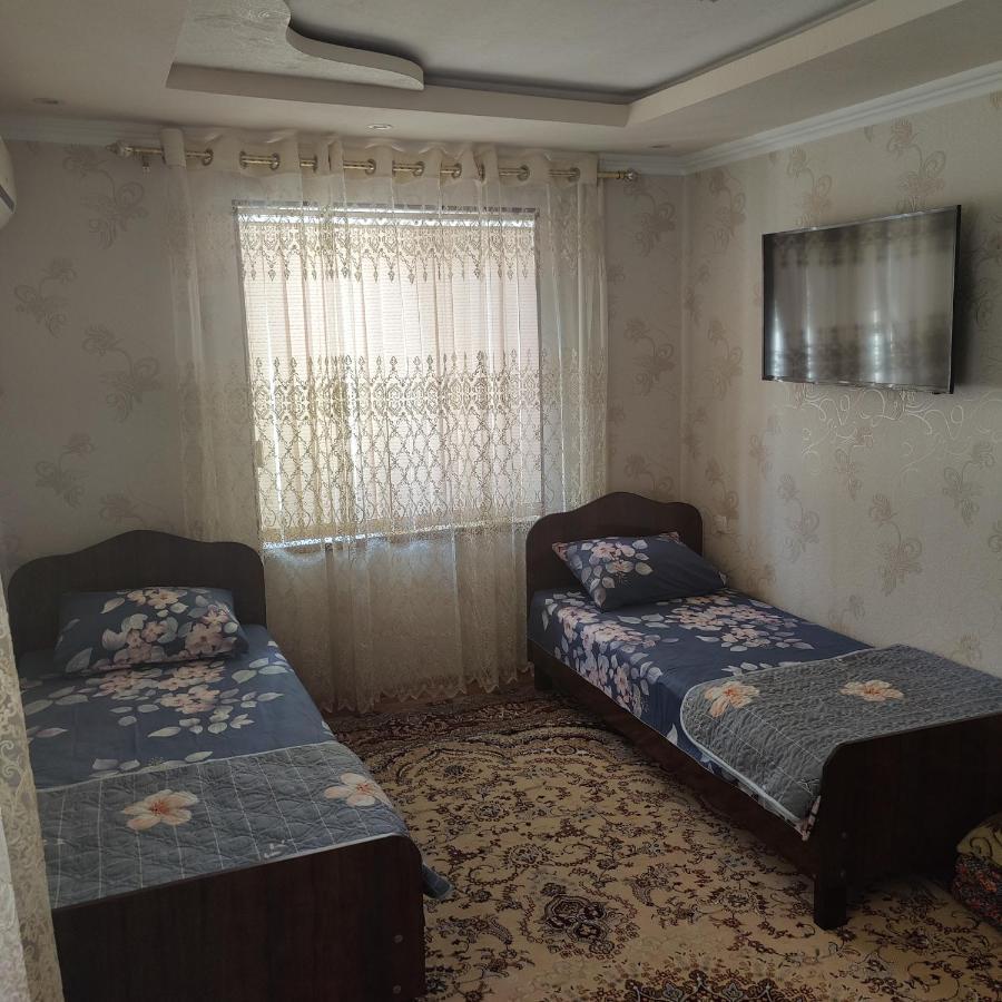 Muharram Homestay In The Neighborhood Of The Registan Square, 家族 ゲストハウス Samarkand Exterior photo